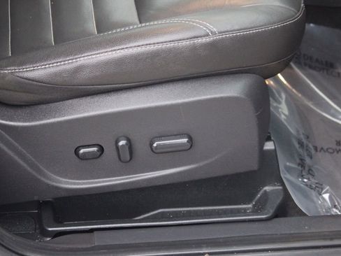 Used 2015 Ford Escape Titanium image 22