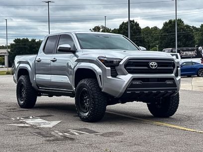 Used 2025 Toyota Tacoma SR5