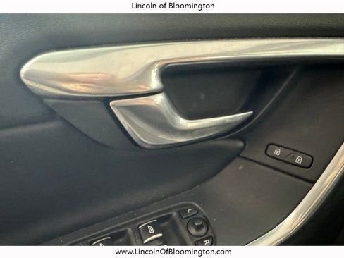 Used 2018 Volvo S60 T5 Inscription w/ Technology Package image 33