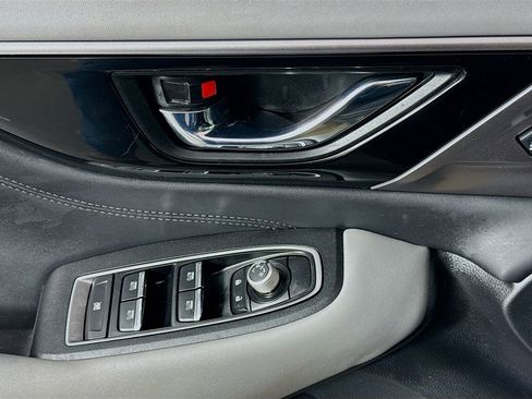 Used 2023 Subaru Outback Limited image 21