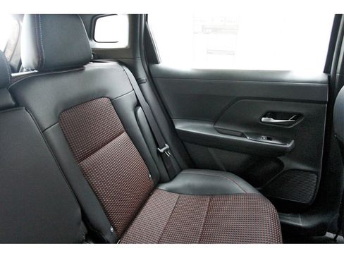 New 2026 Nissan Kicks SR w/ SR Premium Package image 10