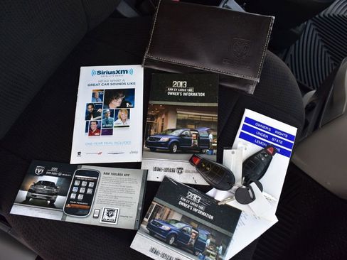 Used 2013 RAM C/V Tradesman image 13