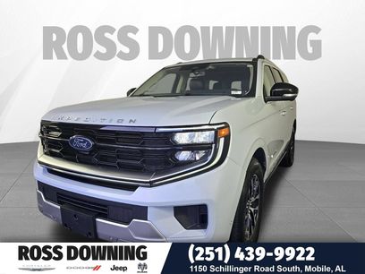 Used 2025 Ford Expedition Platinum