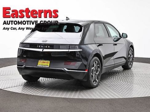 Used 2023 Hyundai Ioniq 5 SEL AWD/4WD image 5