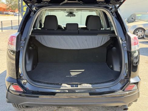 Used 2017 Toyota RAV4 LE w/ Carpet Mat Package image 22