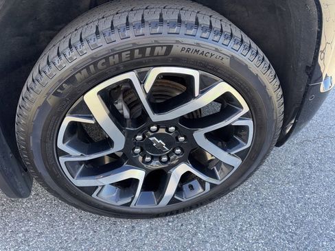 Used 2024 Chevrolet Silverado EV RST image 9