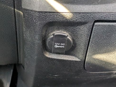 Used 2018 RAM 1500 Express image 24