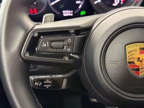 Certified 2024 Porsche 911 Carrera T RWD image 17