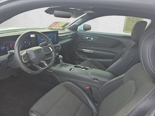Used 2024 Ford Mustang Coupe RWD image 10