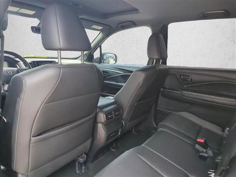 Used 2024 Honda Passport EX-L image 18