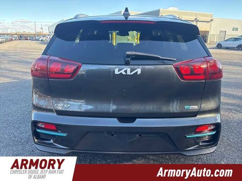 Used 2022 Kia Niro EX w/ Cold Weather Package image 5
