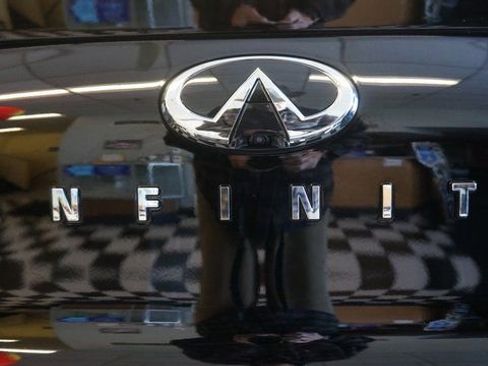 Used 2023 INFINITI QX55 Essential image 80