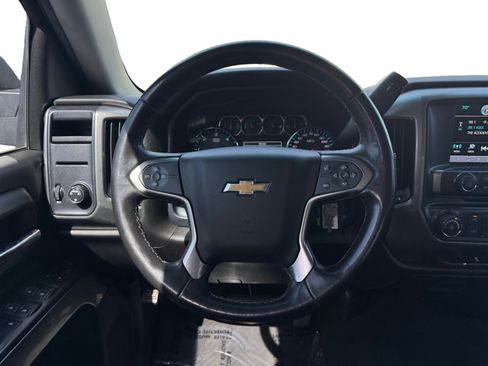 Used 2019 Chevrolet Silverado 1500 LT RWD image 12