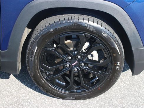 Used 2022 GMC Terrain SLE w/ Driver Convenience Package AWD/4WD image 36