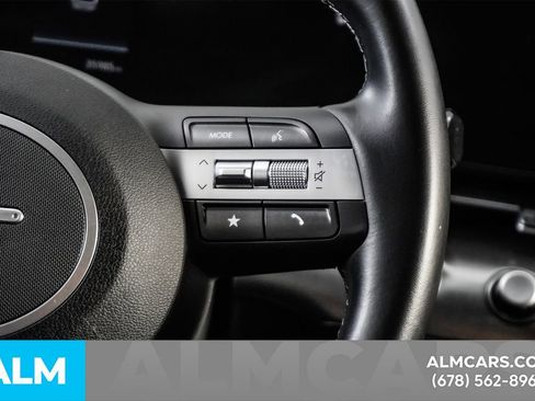 Used 2025 Hyundai Kona SEL image 26