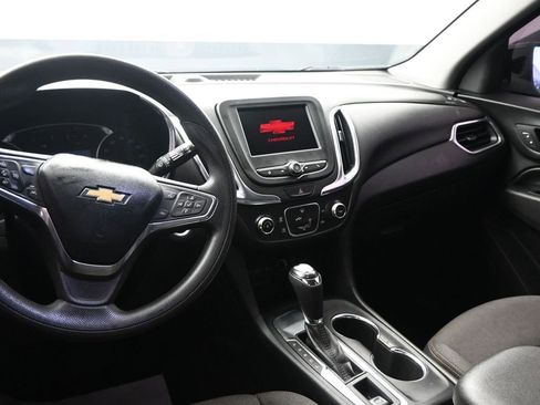 Used 2020 Chevrolet Equinox LT FWD image 26