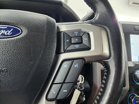 Used 2021 Ford F250 Lariat w/ Chrome Package image 14