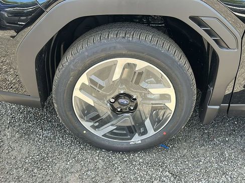 New 2025 Subaru Forester Limited image 5