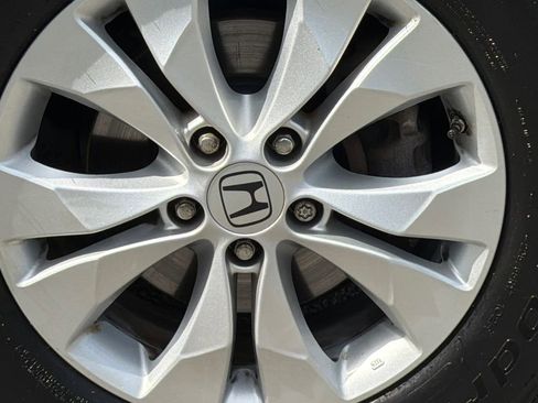 Used 2013 Honda CR-V EX image 3