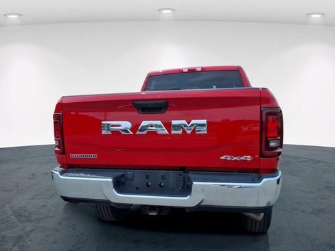 Used 2026 RAM 2500 Big Horn AWD/4WD image 14