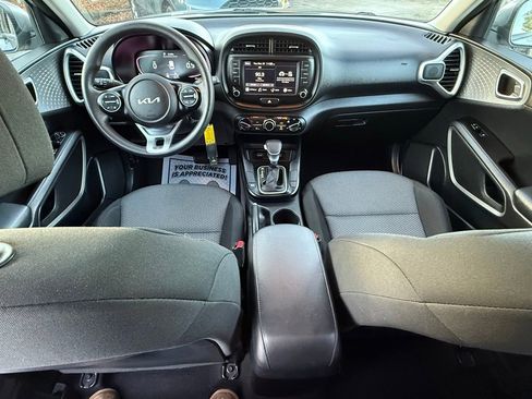 Used 2023 Kia Soul LX w/ Option Group 015 image 19