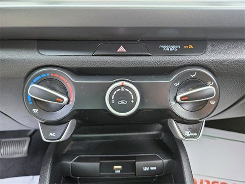 Used 2023 Kia Rio LX image 22