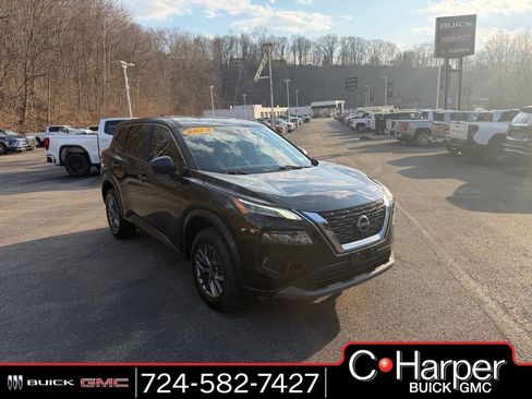 Used 2023 Nissan Rogue S image 1