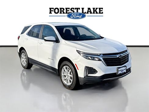 Used 2023 Chevrolet Equinox LT image 1