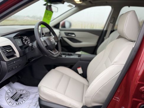 New 2026 Nissan Rogue SV image 9