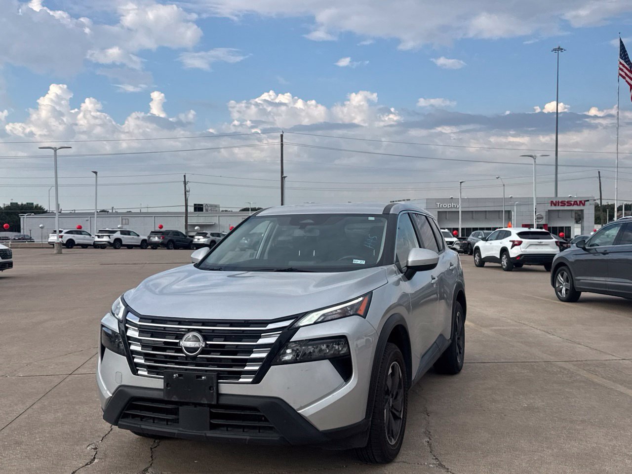 Certified 2025 Nissan Rogue SV FWD image 8
