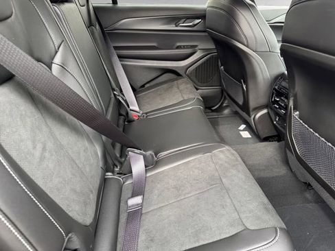 New 2025 Jeep Grand Cherokee L Altitude image 14