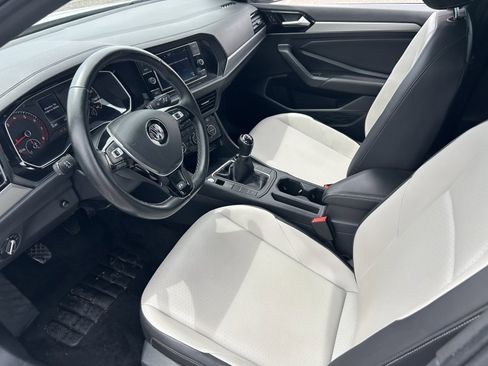 Used 2021 Volkswagen Jetta S image 9