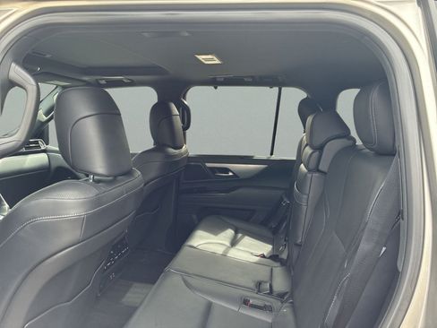 Used 2023 Lexus LX 600 F Sport AWD/4WD image 57