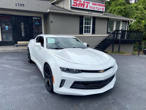 Used 2017 Chevrolet Camaro LT image 4