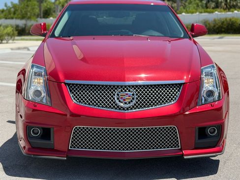 Used 2010 Cadillac CTS V RWD image 31