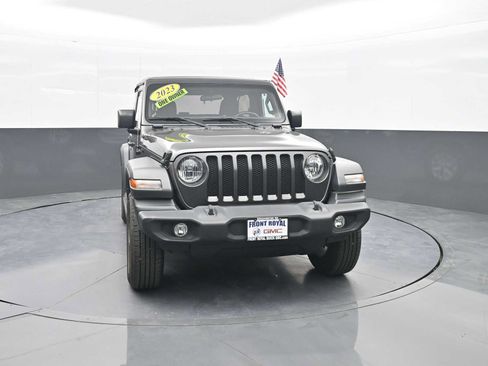 Used 2023 Jeep Wrangler Sport AWD/4WD image 2