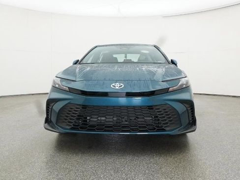 New 2026 Toyota Camry SE image 2