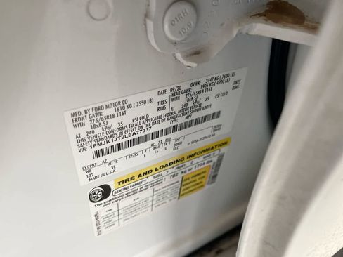 Used 2020 Ford Expedition Max XLT w/ Equipment Group 202A image 29