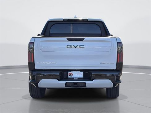 Used 2025 GMC Sierra EV Denali image 4