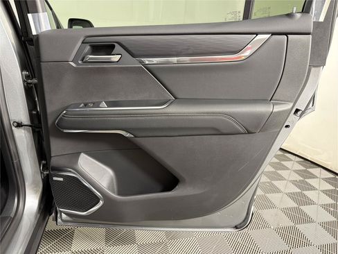 New 2026 GMC Acadia Elevation w/ Black Edition FWD image 16