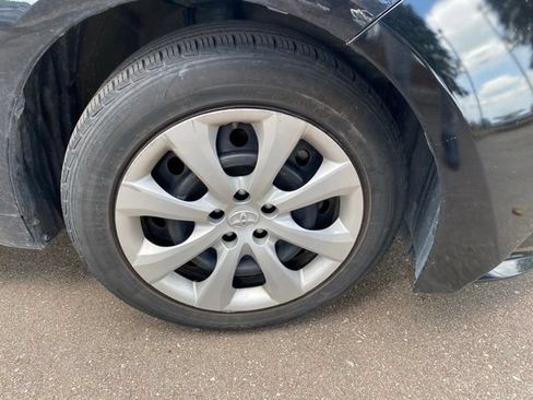 Used 2023 Toyota Corolla LE FWD image 6