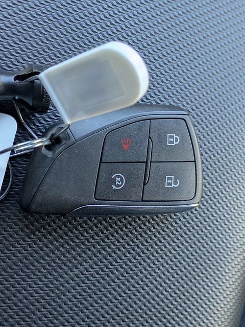 Used 2025 Chevrolet Equinox LT FWD image 33