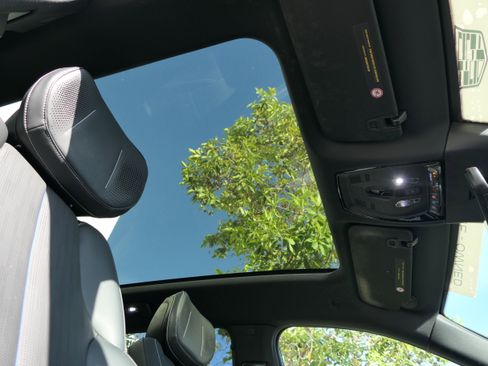 Certified 2023 Cadillac Lyriq 2WD image 29