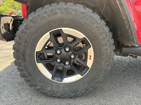 Used 2021 Jeep Wrangler Unlimited Rubicon image 10