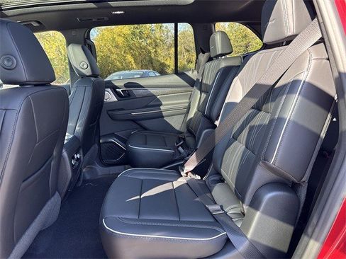 New 2026 Buick Enclave Avenir w/ Super Cruise Package image 23