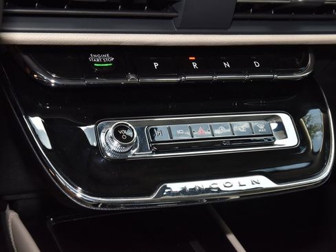 New 2026 Lincoln Corsair Premiere FWD image 29
