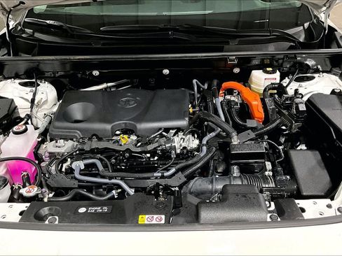 Used 2025 Toyota RAV4 XLE w/ Convenience Package AWD/4WD image 32