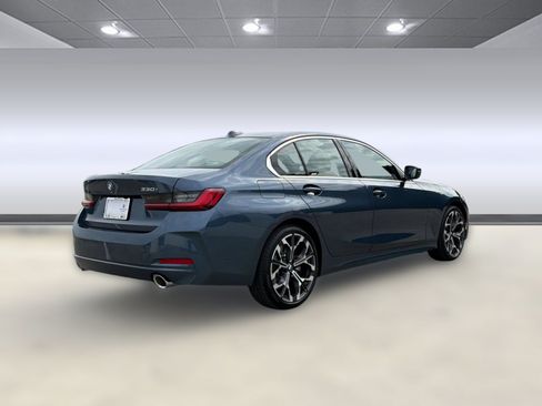 Used 2026 BMW 330i Sedan w/ Premium Package RWD image 8