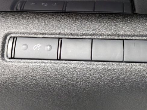 Certified 2024 Nissan Pathfinder S image 18