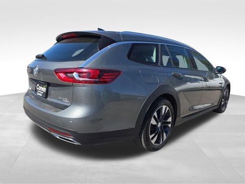 Used 2018 Buick Regal Essence w/ Driver Confidence Package #1 AWD/4WD image 15